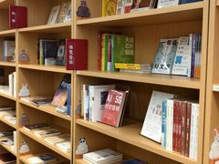 -外研书店(北京外国语大学西校区北外国际大厦店)