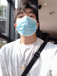 -FRIDAY星期五专业美发沙龙