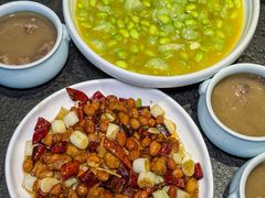 -万重锦·人文川菜馆(骡马市店)