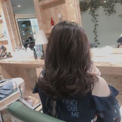 -构想时尚发型会所