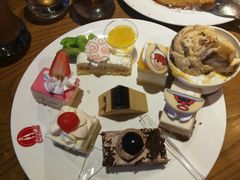 -东方明珠·可口可乐欢乐餐厅