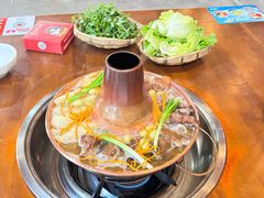 -岳记兴隆·青城腊排铜火锅(融创店)