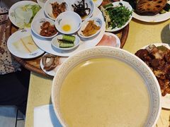 -桥香园云南过桥米线(金马碧鸡店)