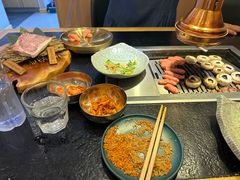 -臻牛烤肉