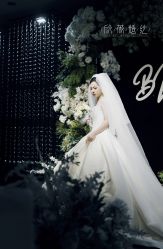 -欣薇婚纱(新源乐汇城店)