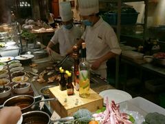 -南湖名都·景湖轩全日制餐厅·海鲜自助·东南亚风味·临湖而食