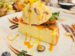 -Mark&Mars Restaurant