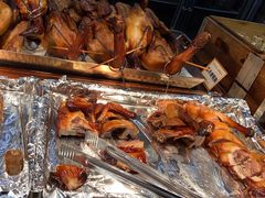 -金滏山烤肉·海鲜·火锅自助餐厅(襄阳万达店)