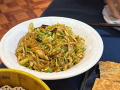 -伊带伊路新疆美食府(呼家楼店)
