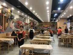大堂-江城燕子大排档(江汉路步行街店)