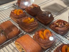 -VERIE BAKEHOUSE
