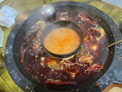 -黄潇洒老火锅(九眼桥宏济巷店)