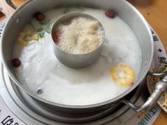 -江小渔鲜鱼火锅(冠亚星城店)