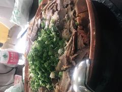 -朝伟清真铜瓢牛肉馆(三十年老·店)
