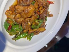 -魏铭鱼头捞饭(晋阳路店)