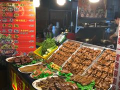 -六合夜市