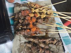 -老街烧烤大排档·地道湖北菜·龙虾馆(汉口火车站店)