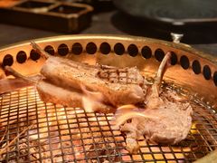 -铭牛烧肉·和牛海鲜自助(高新月牙湖店)