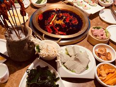 -潮火锅·麻辣牛肉火锅(观音桥方圆·LIVE店)