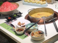 -洪氏嗨捞·猪肚鸡火锅(阳光天地店)