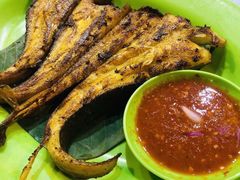 -明记烧鱼美味店