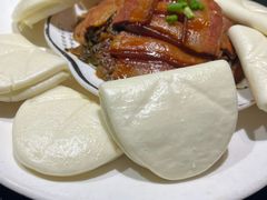 -东口码头·烧鸽子·鱼头泡饼·地方菜(金鹰悦城店)