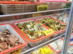-菌海森林·非遗野生菌火锅(西山区滇池路摩根道店)