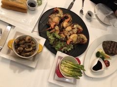 -龙虾酒吧扒房(宁波香格里拉店)