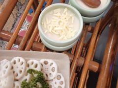 -东巴人鱼豆花火锅(幸福街店)