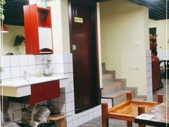 -陆记牛庄·碳锅龙虾烧烤(爱上花园店)