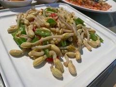 -年辉渔村·非遗传承餐厅(新丰江店)