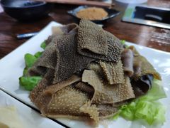 -陆记牛庄·碳锅龙虾烧烤(爱上花园店)
