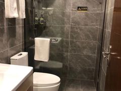 -花居拾光漫舍酒店(苏州木渎大治桥地铁站店)