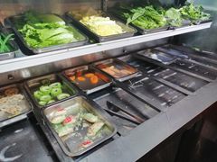 自助取餐区-相约海中金海鲜肥牛自助烤肉火锅(上下九店)