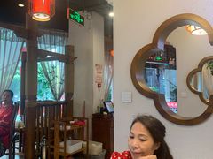 -万重锦·人文川菜馆(骡马市店)