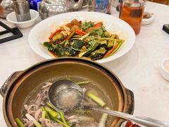 -口衣记鸡饭店