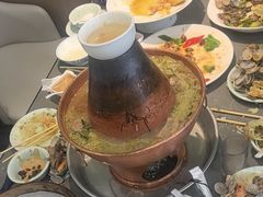 -鑫渔港海鲜本地菜·山海关浑锅(东戴河店)