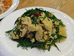 -乡村馕坑肉·烧烤·新疆菜·本地人更爱吃(阿勒泰首店)