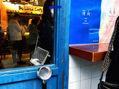门面-Be Lived Cafe比例咖啡(摩天轮店)