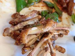 -东来菜馆•手抓海鲜家常菜•海鲜锅贴(鸽子窝店)