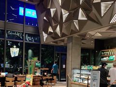-星巴克臻选(杭州嘉里中心1F店)