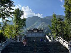 -冕宁灵山寺