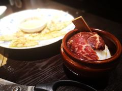 -山川小町·极番烧肉(新地假日广场店)