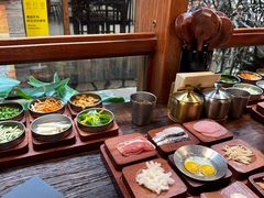 -银米·云南传统过桥米线(双廊黑金冠店)