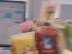 -瑞幸咖啡(绿地锦峰大厦店)