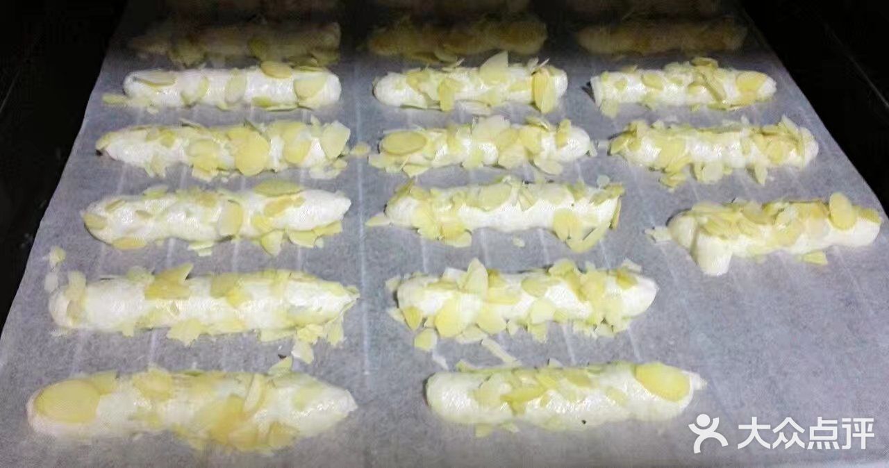 手指饼干咔咔咔～