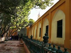 -艾提尕尔清真寺