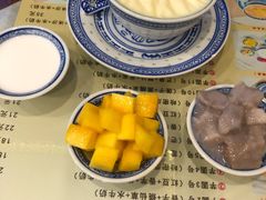 -广信牛奶甜品世家(台东店)