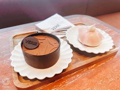 -VERIE BAKEHOUSE