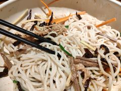鸡丝凉米线-云海肴云南菜(正大广场店)